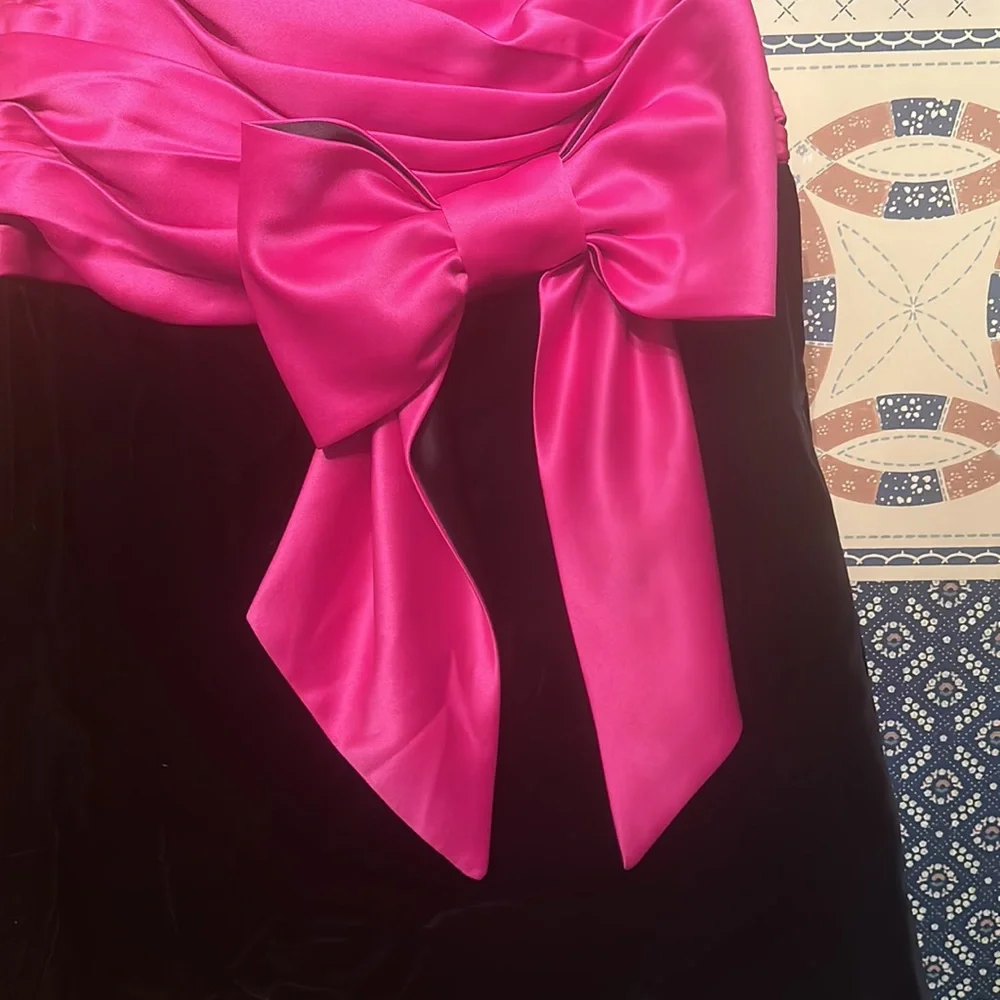 NWT Betsey Johnson cocktail Dress - Size 8 - Picture 2 of 4